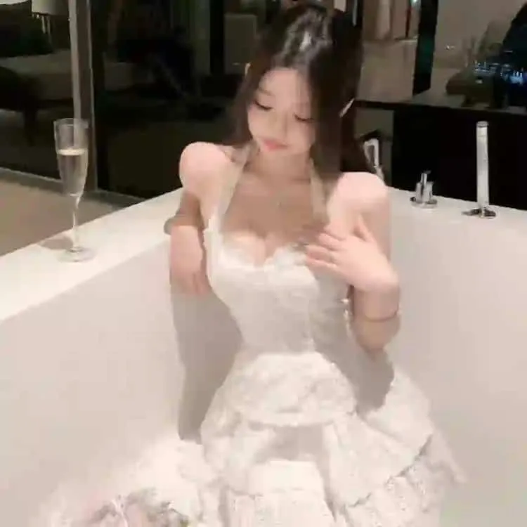 【现象级纯爱】《花束般的恋爱》菅田将晖有村架纯：两个百分百合拍的文艺青年，最终却败给了柴米油盐的现实