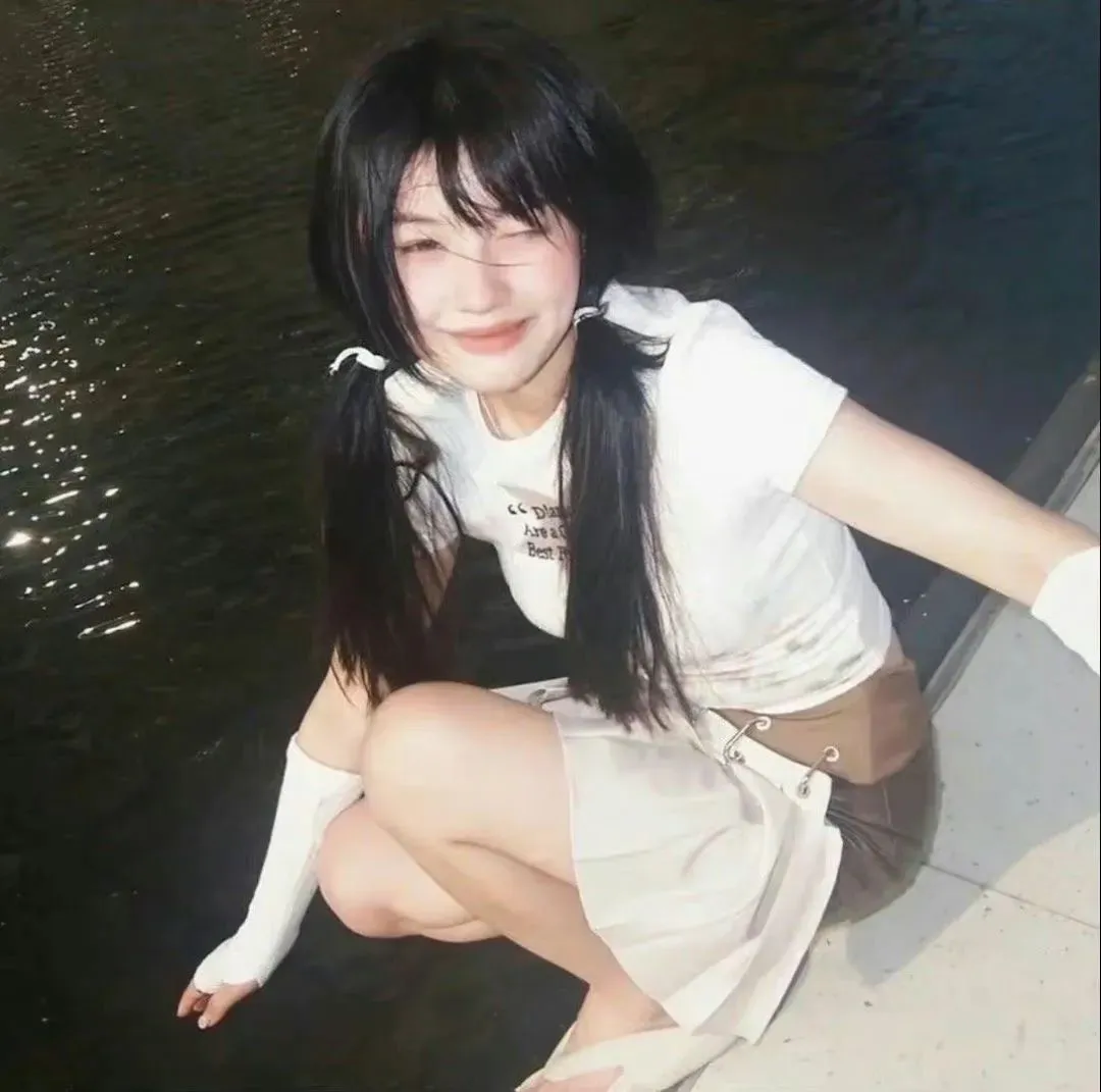 【真实绝症改编】《余命10年》小松菜奈坂口健太郎：得知自己只剩十年寿命，她决定不谈恋爱，却偏偏遇见了他